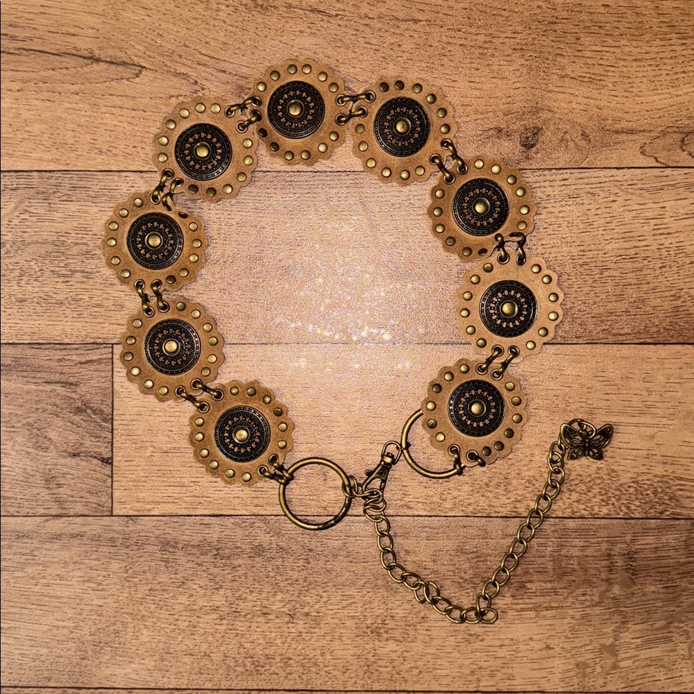 Vintage 90’s Suede Leather Studded Disc Chain Belt W/ Butterfly Detailing Y2K - Picture 1 of 8